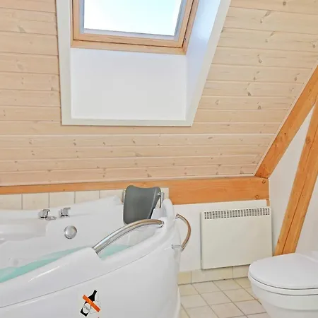 Сasa de vacaciones Two-bedroom In 5 *