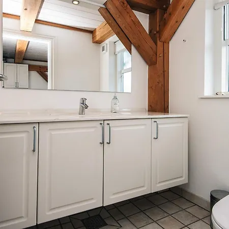 בית נופש 4 Person In *